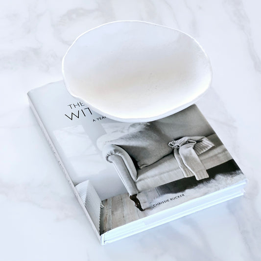 Hestia round white decorative large bowl with wavy edges