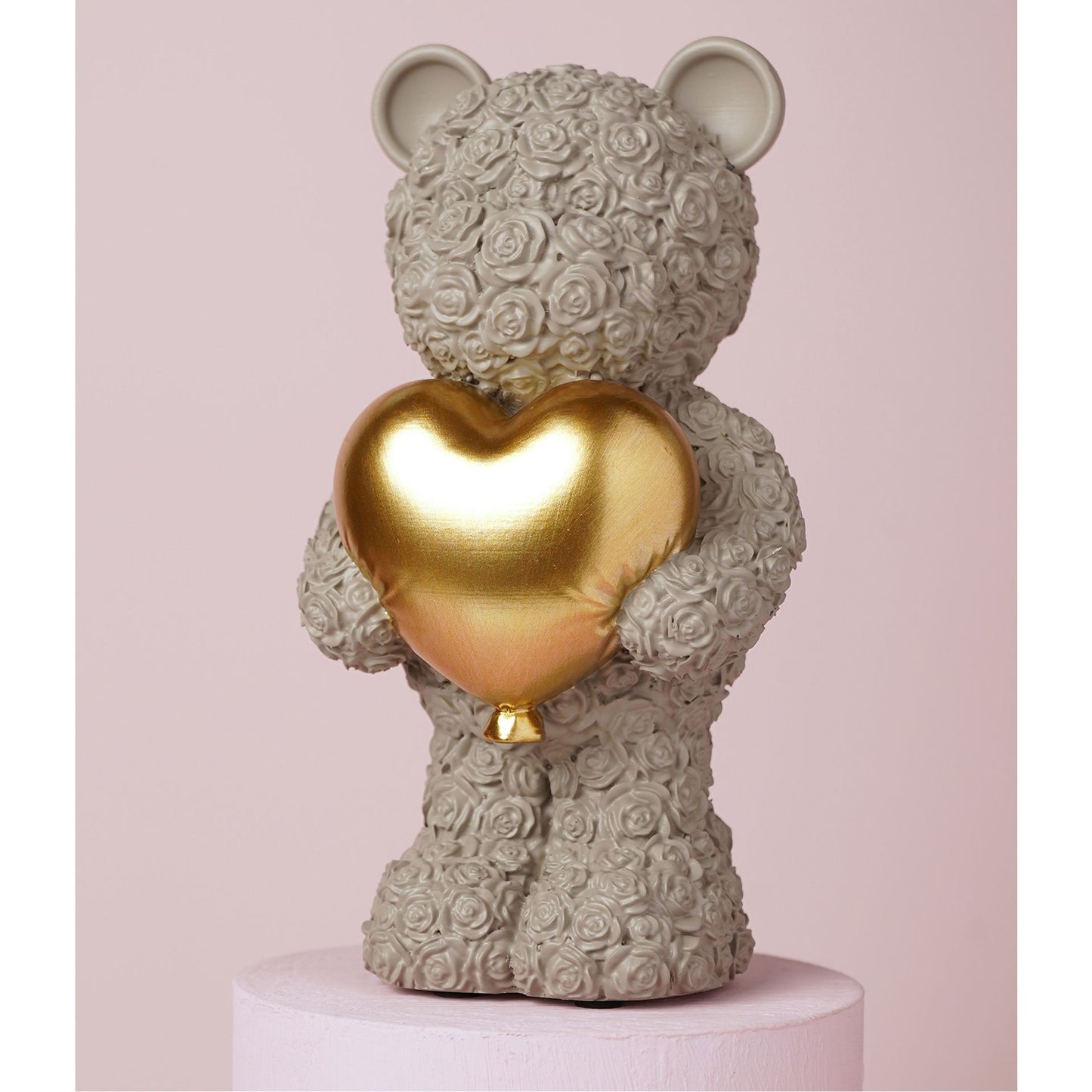 grey bear ornament holding h=old heart in both hands