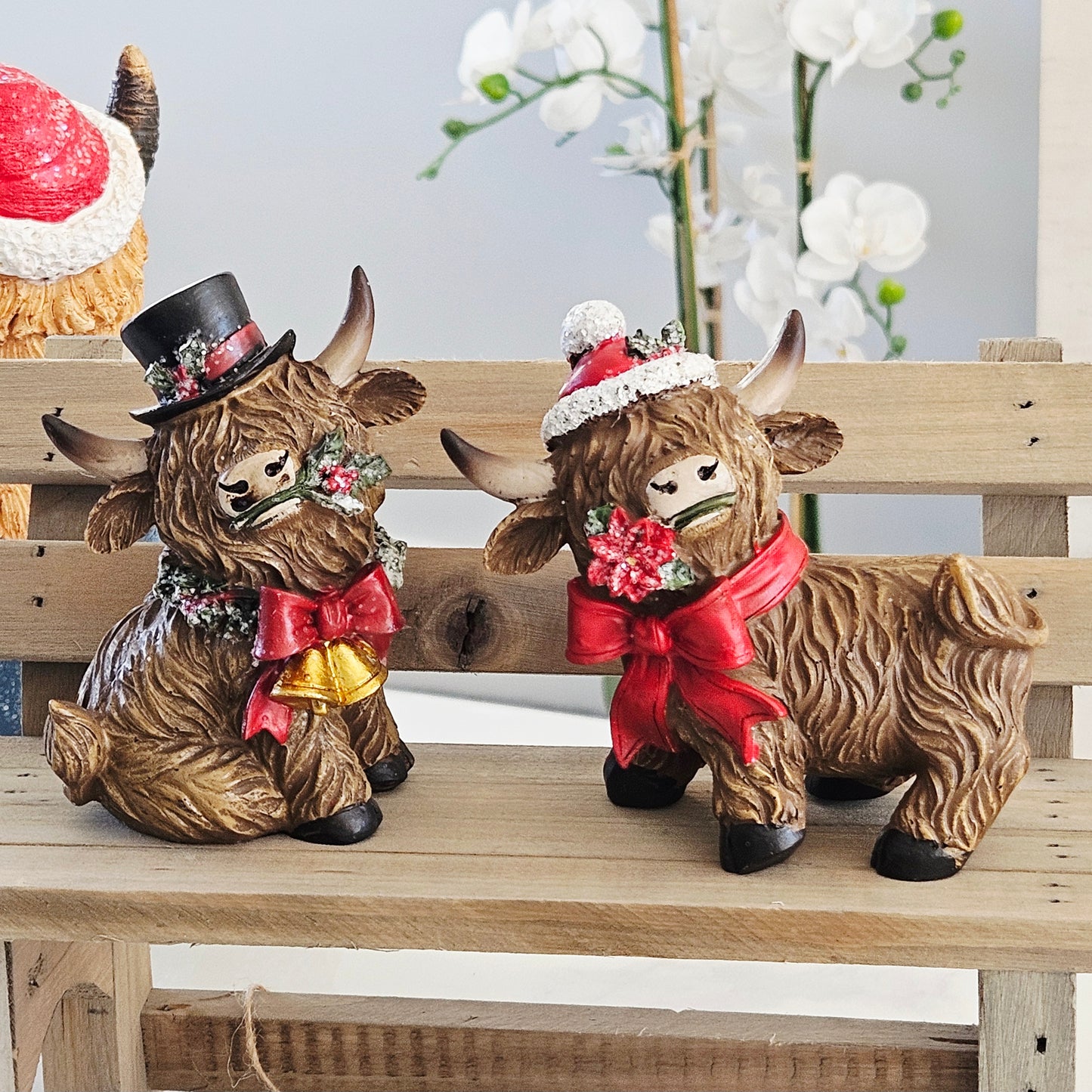 Christmas Resin Highland Cow
