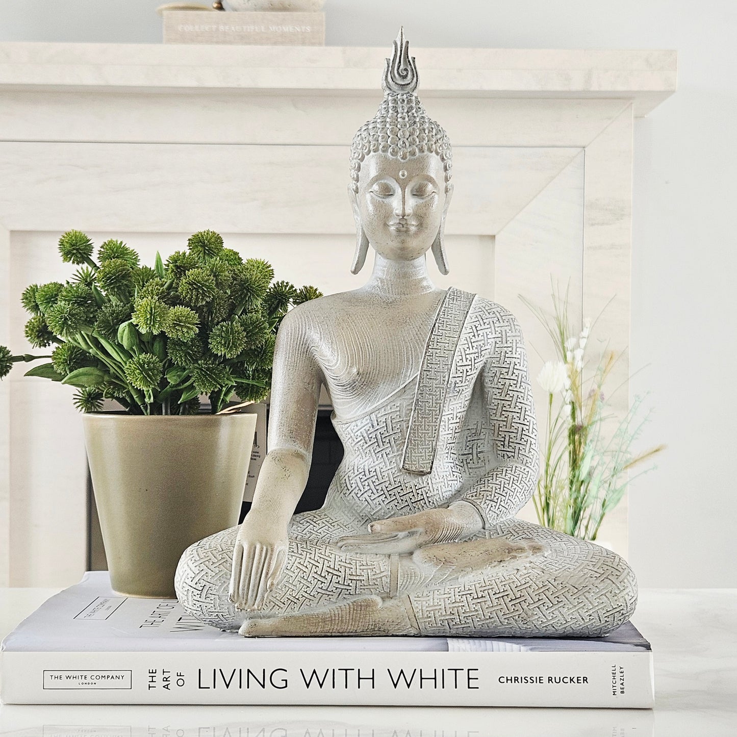 White Buddha statue 30cm resin