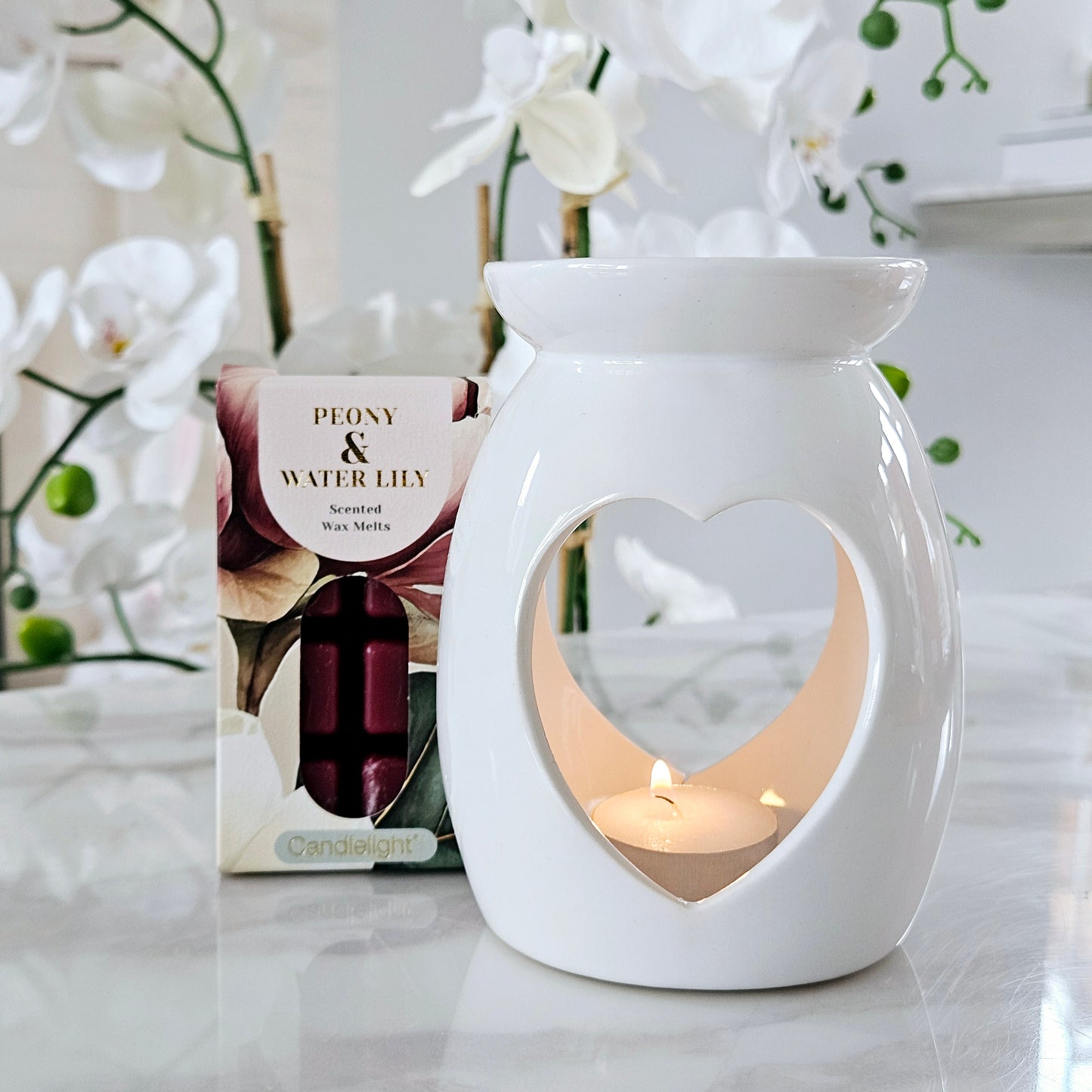 BACK APRIL... White Heart Ceramic Wax Burner