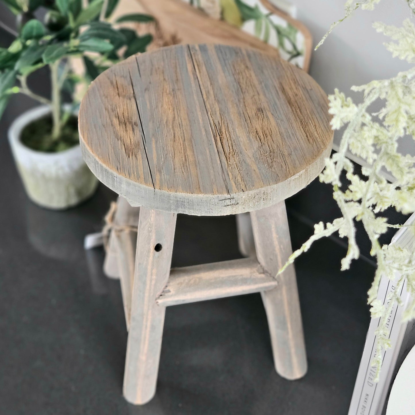 Round Stool Ornament