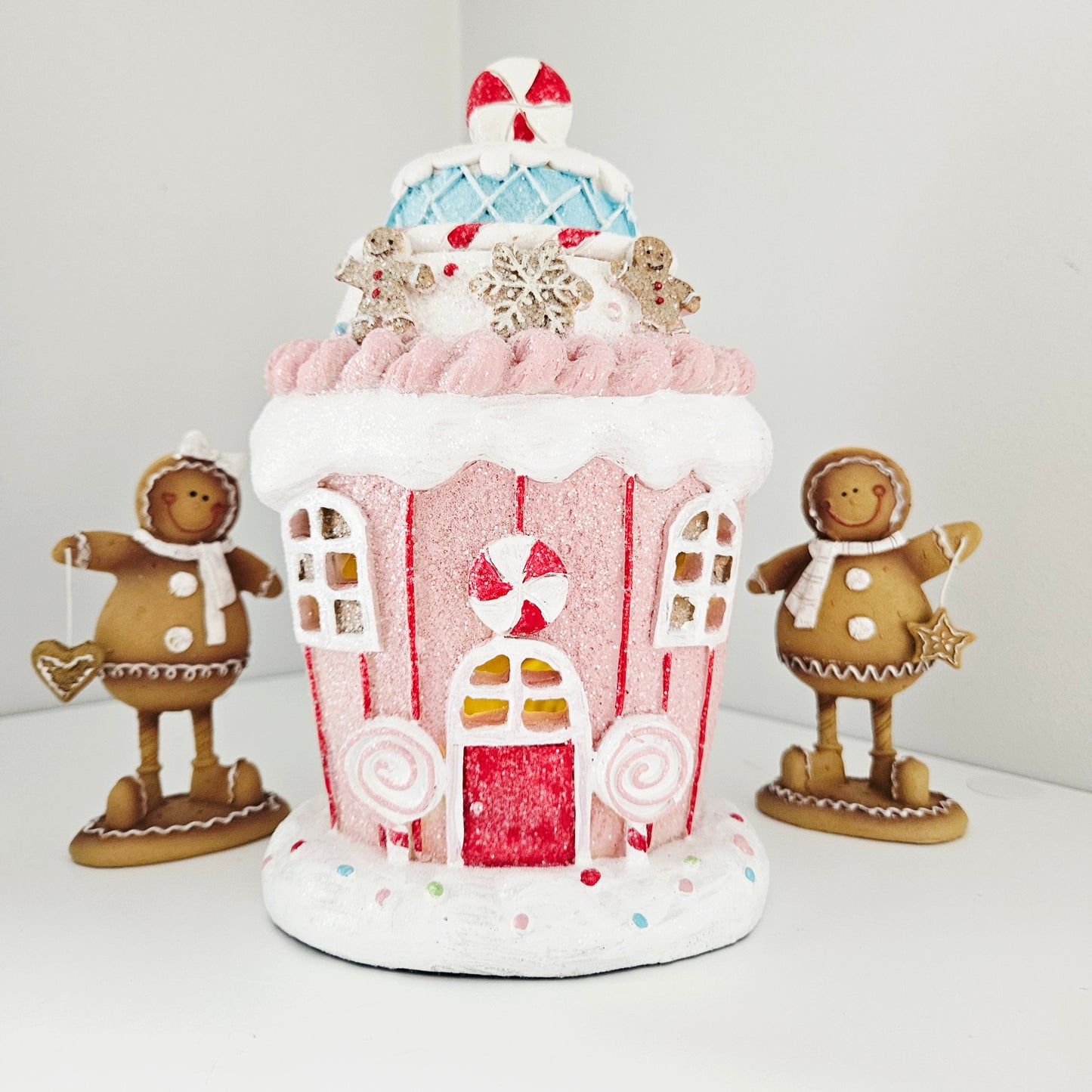 Light Up Pink Gingerbread Cupcake House