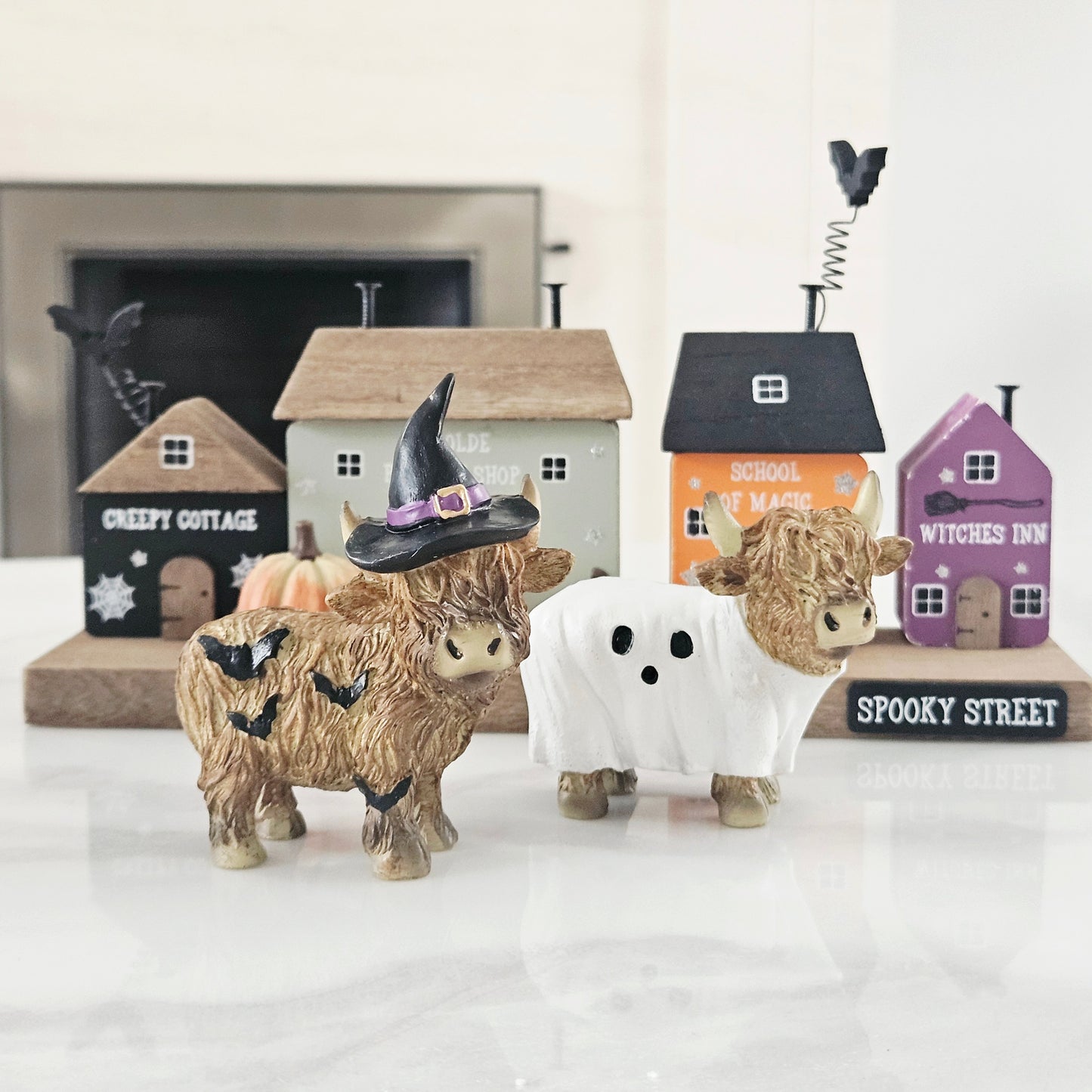 Highland Cow Ghost & Bat Small