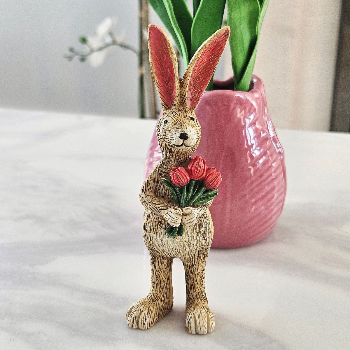 Jasper Rabbit resin ornament holding tulip flowers, 14cm spring bunny decoration