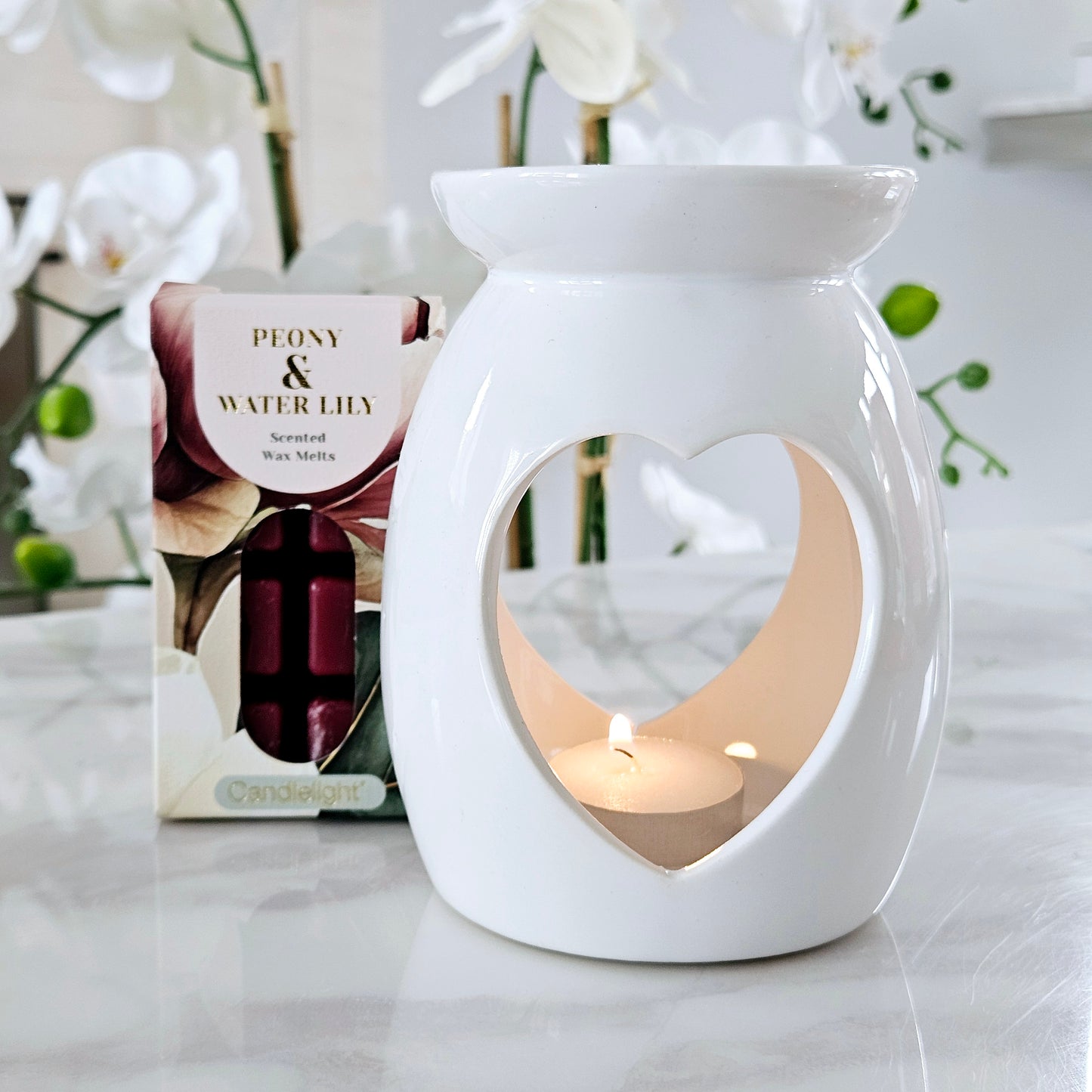 BACK APRIL... White Heart Ceramic Wax Burner