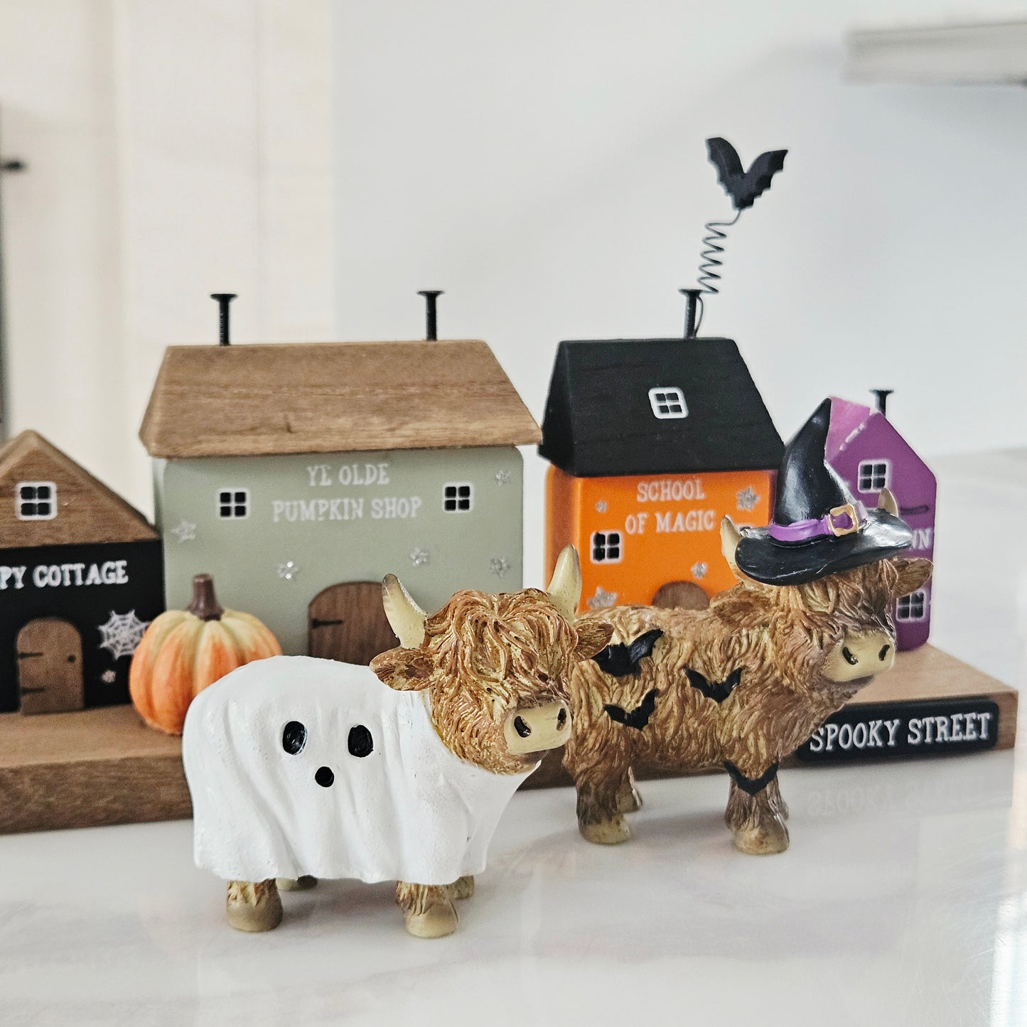 Highland Cow Ghost & Bat Small