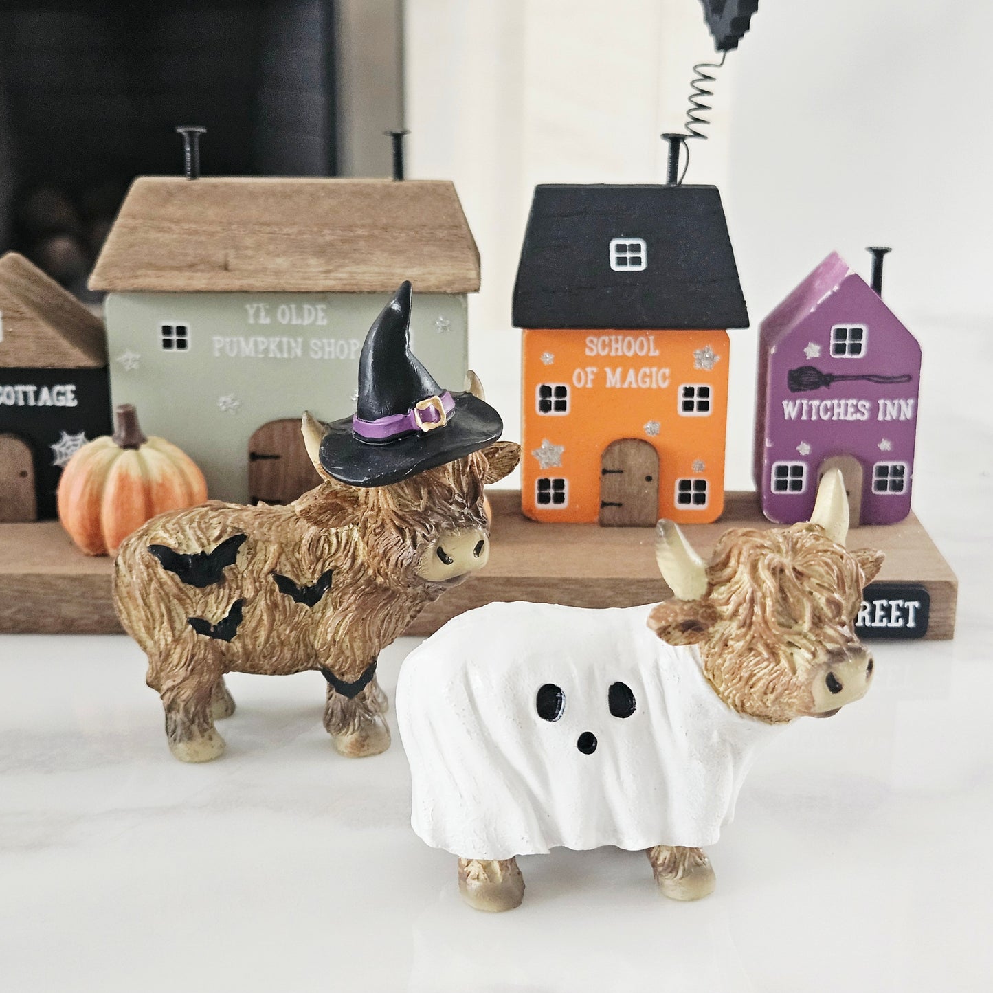 Highland Cow Ghost & Bat Small