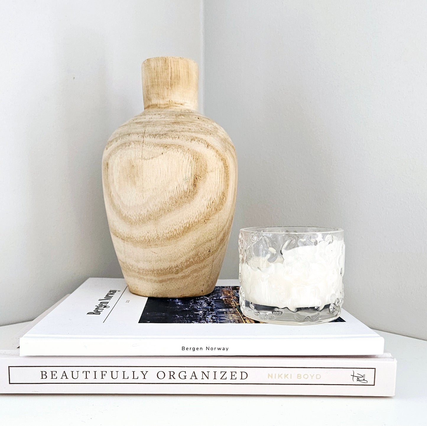 Paulownia Wood Bulb Shaped Vase