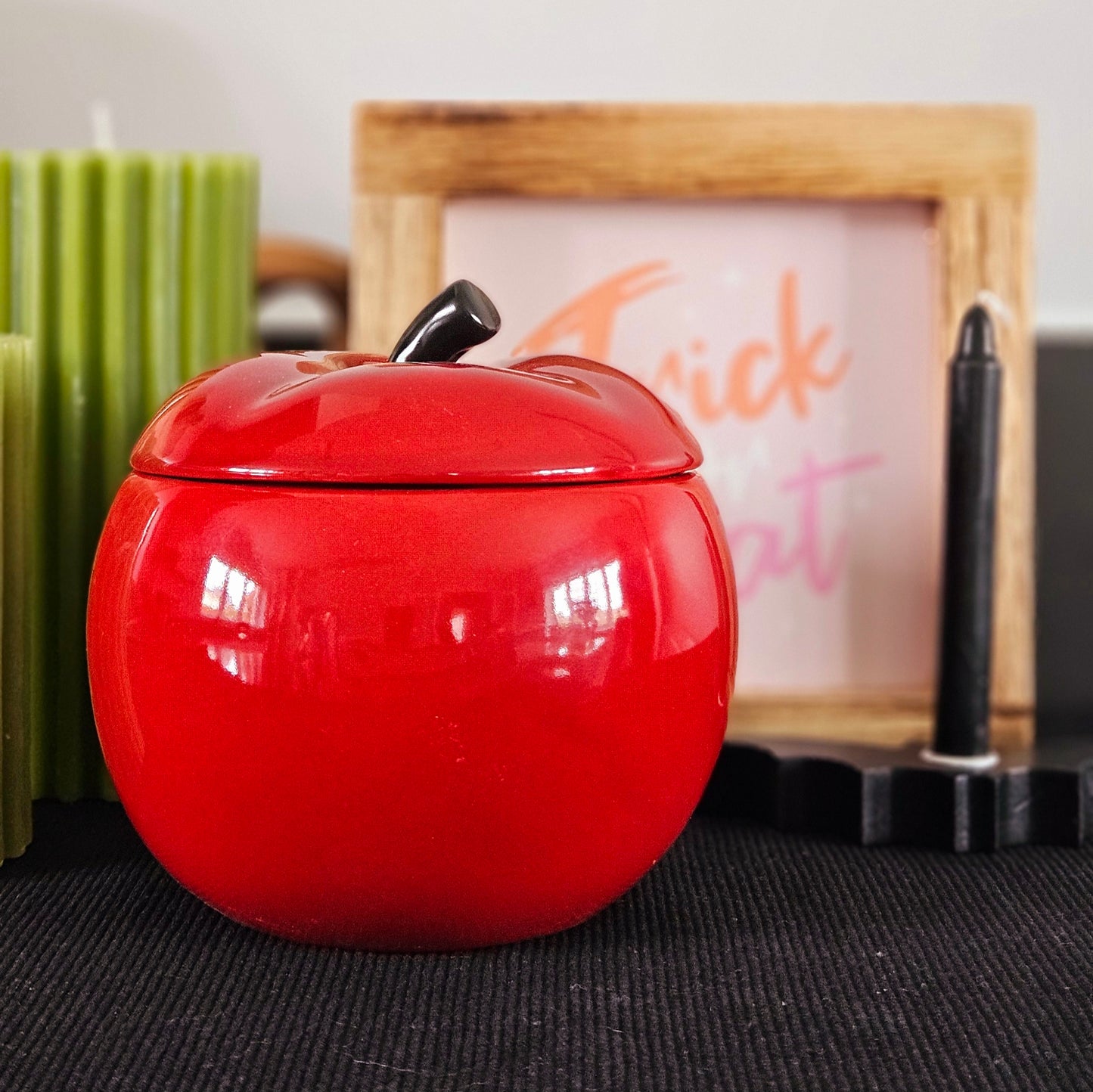 Red Apple Ceramic Oil Burner