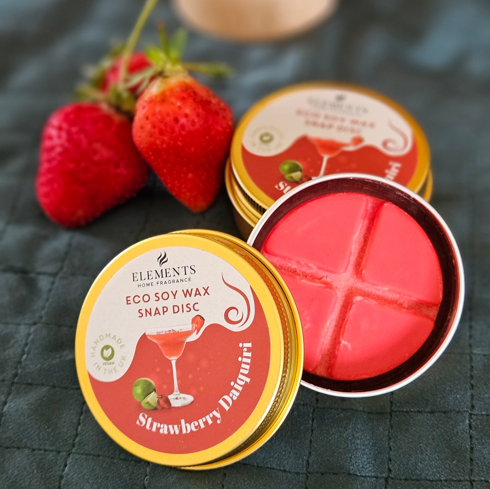 strawberry daiquiri elements eco soy wax snap disc in a tin