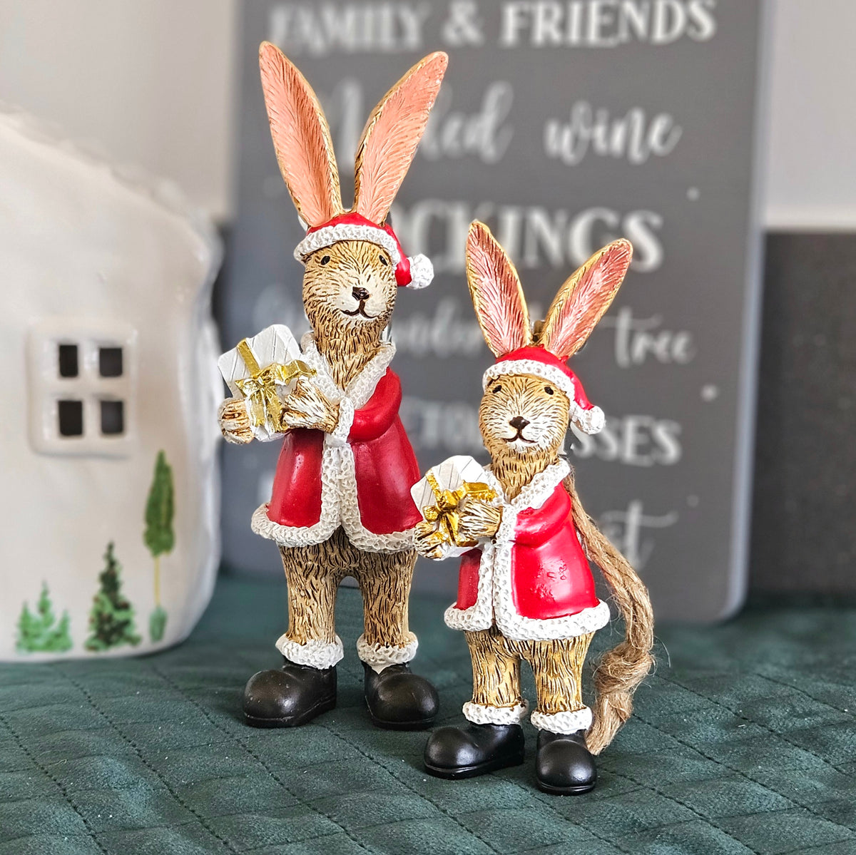 Present For Rabbit Santa Rabbit Holding Present – Sweet Decor