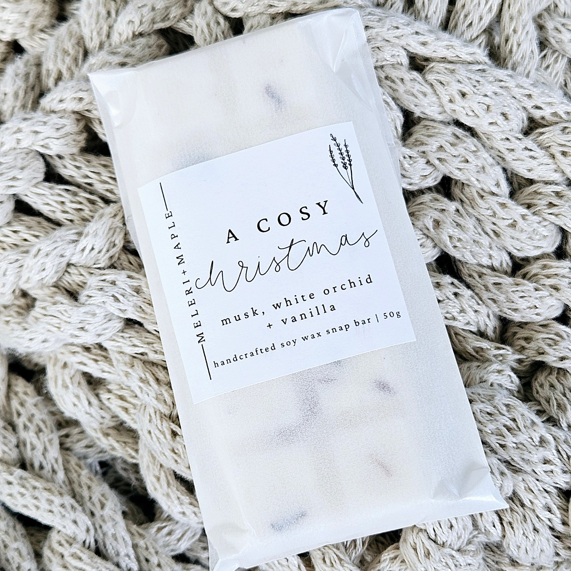 A Cosy Christmas Snap Ba wax melt musk, white orchid and vanilla 50g