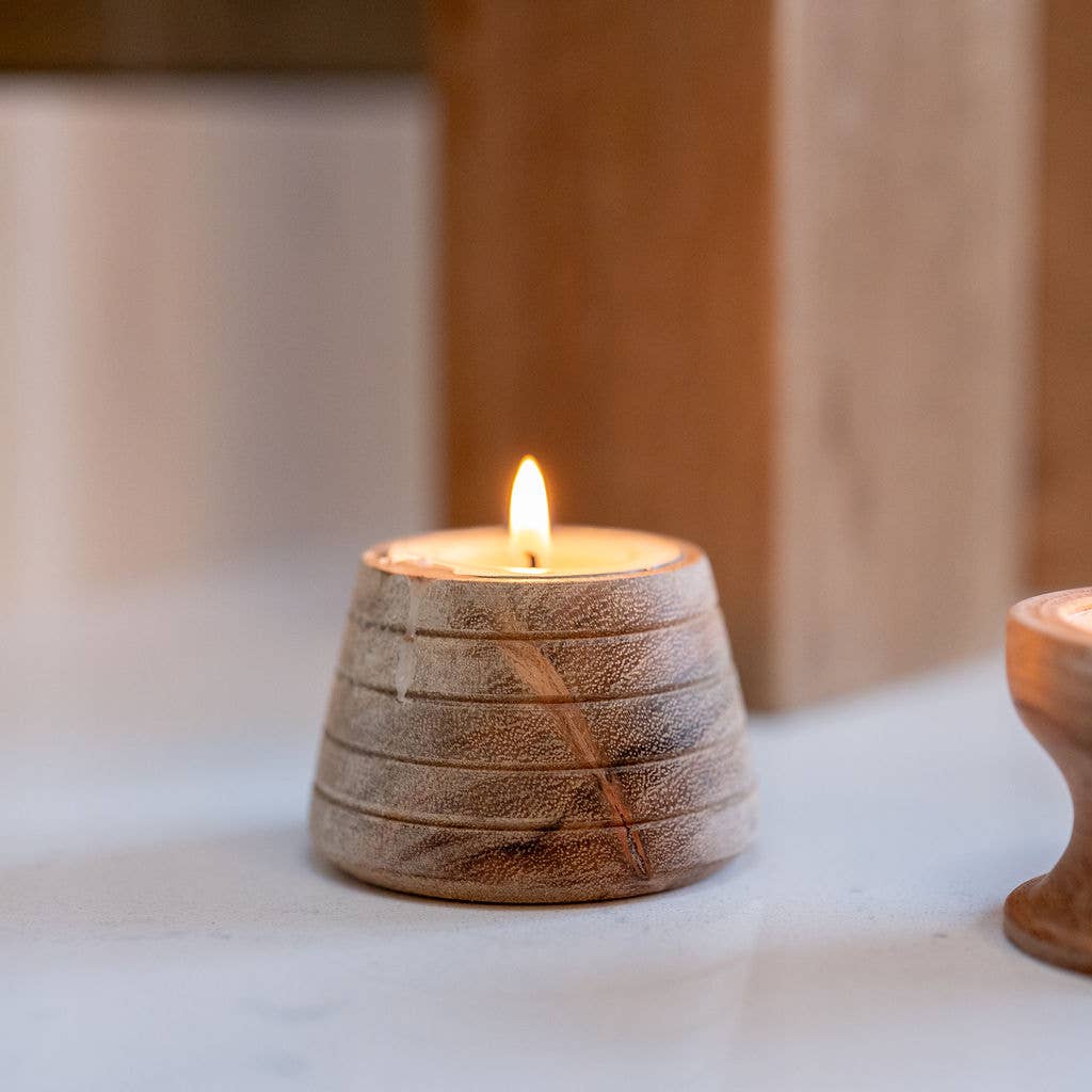Tulle acacia wood tea light holder