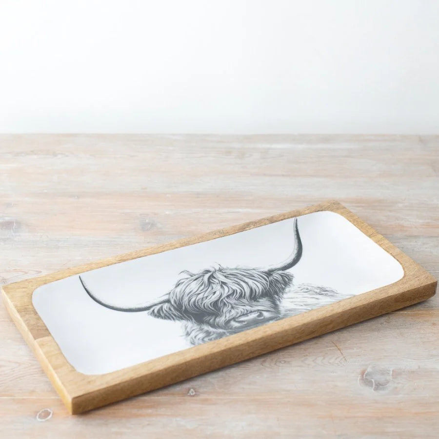 Rectangular serving board with a highland cow design on a wooden board 40cm