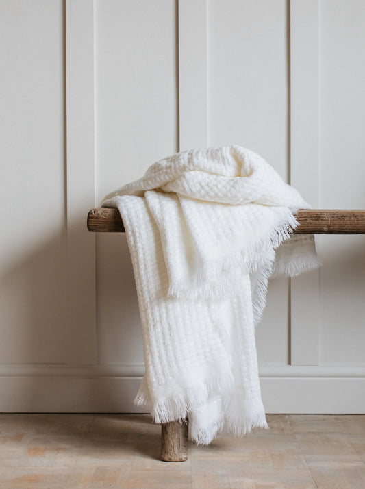 Hallen Basket Weave Throw 150cm by 200cm white