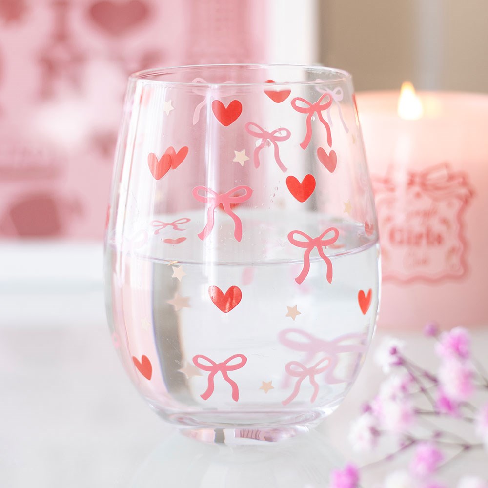 Clear glass with pink bows and hearts on 