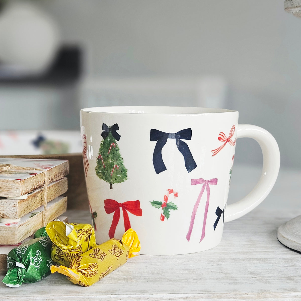 Merry Little Bows stoneware Christmas mug with gift box