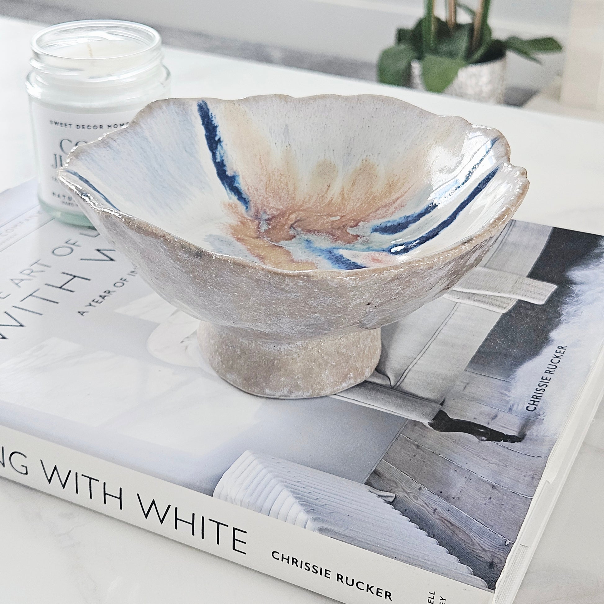 Decorative porcelain blue and white bowl 