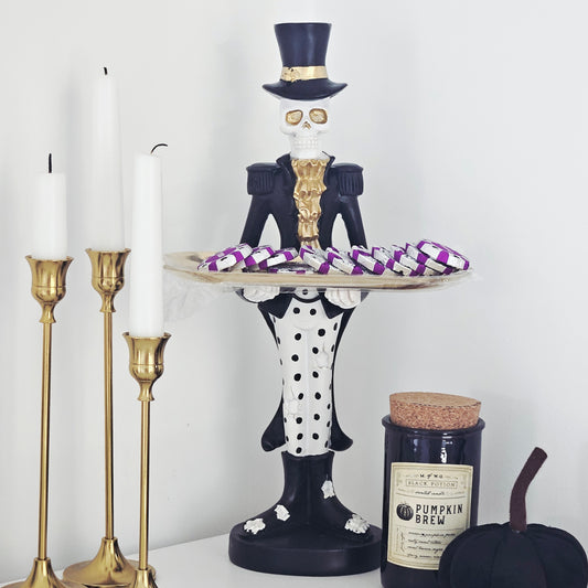 41cm skeleton with serving tray Halloween decoration gothic ornament holding sweets for spooky home décor