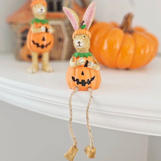 Jasper Rabbit pumpkin shelf sitter Halloween decoration 4.5cm