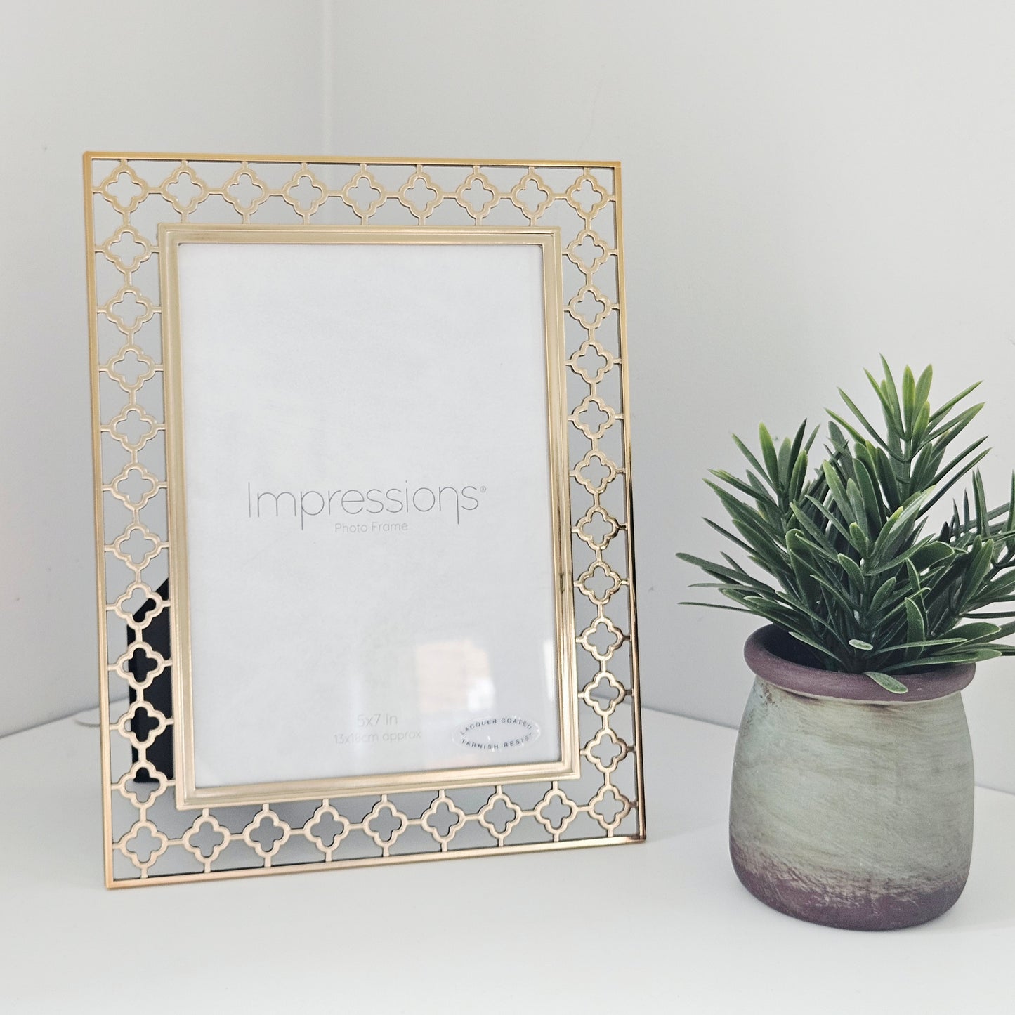 Lattice Cut Photo Frame 5x7 decorative gold metal picture frame for home decor