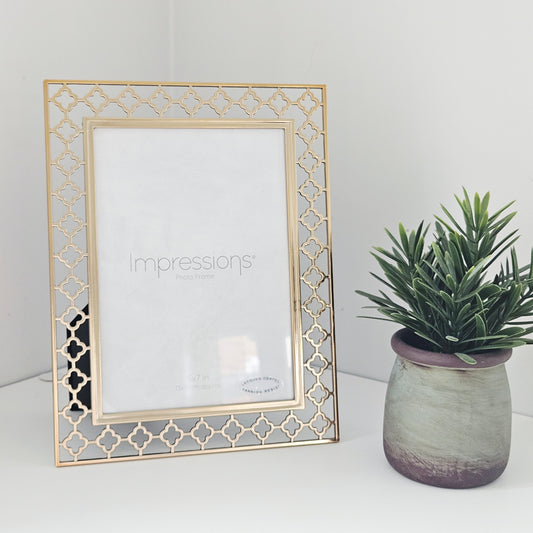 Lattice Cut Photo Frame 5x7 decorative gold metal picture frame for home decor