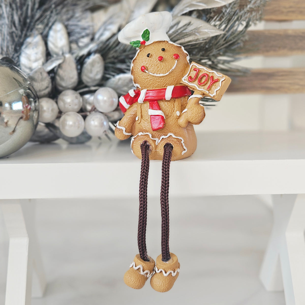 Gingerbread Christmas Shelf Sitters 8cm – 2 Assorted