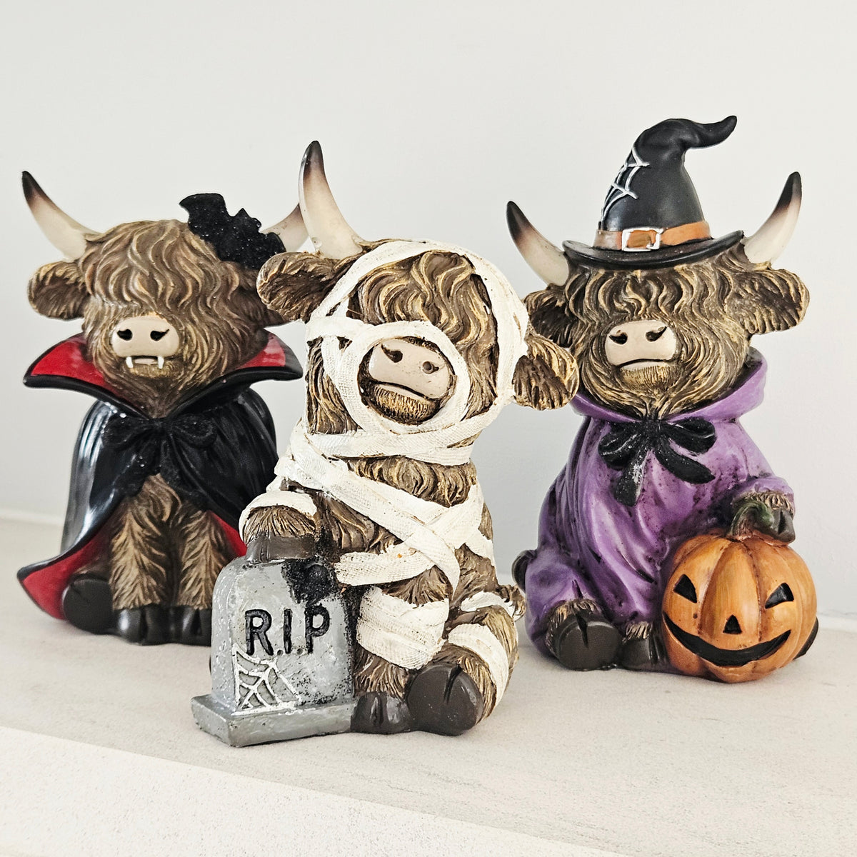 Halloween Highland Cow Ornaments – Choose Options