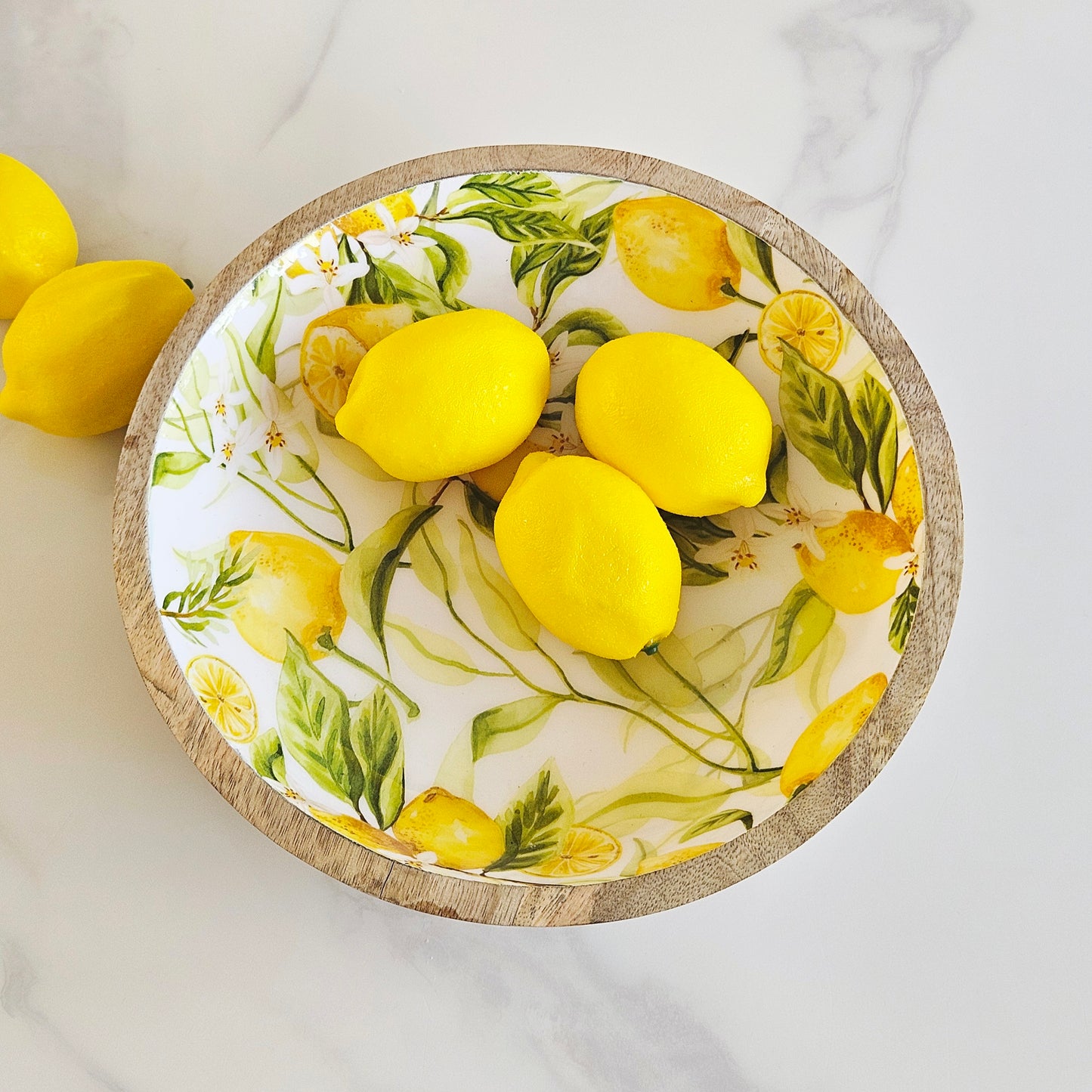 Round mango wood lemon bowl with lemon design 25cm