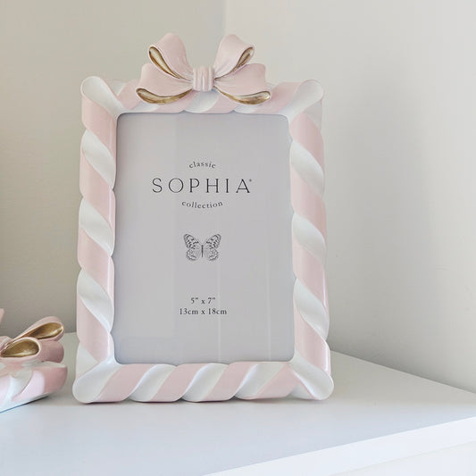 Pink resin photo frame with decorative bow 5 x 7 inch