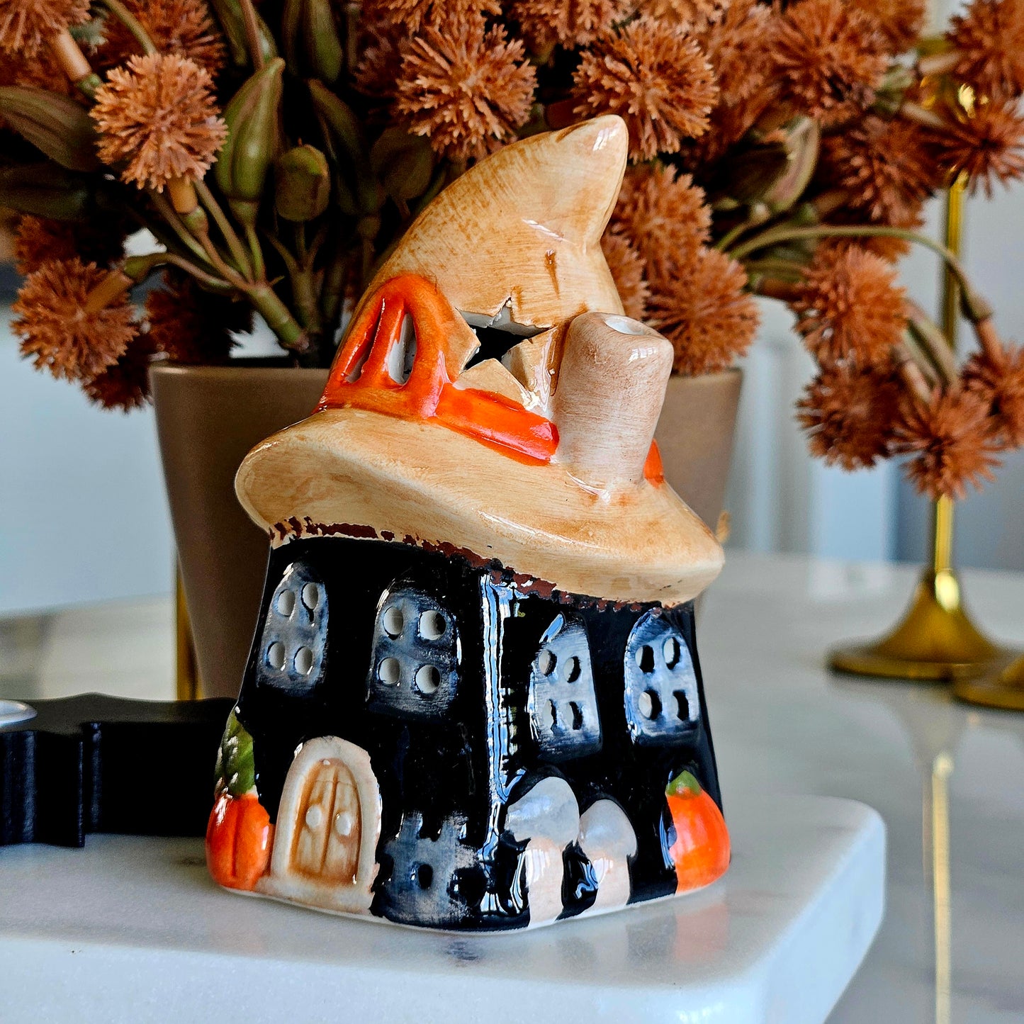 Witches Hat Mini Ceramic House Led House Decoration