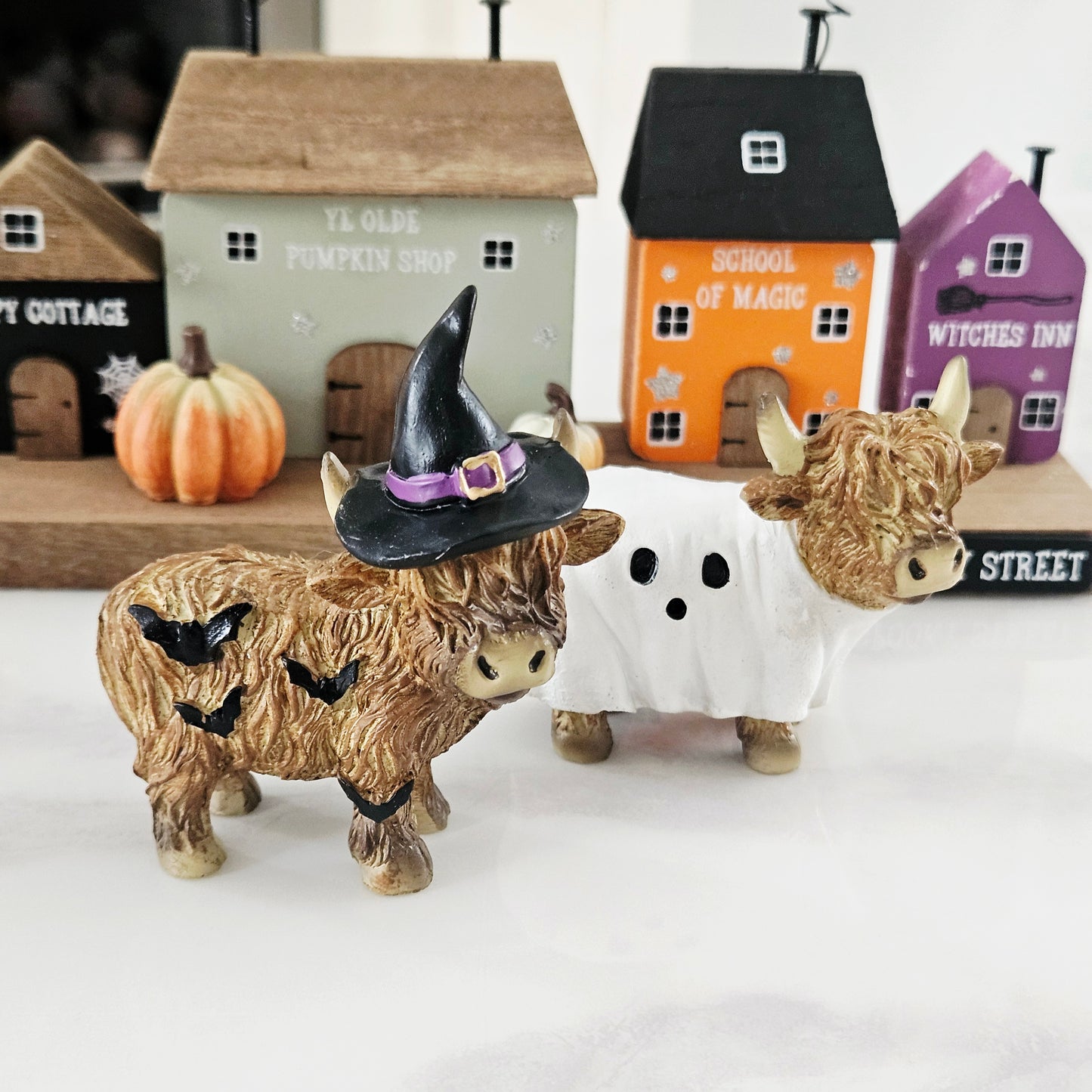 Highland Cow Ghost & Bat Small