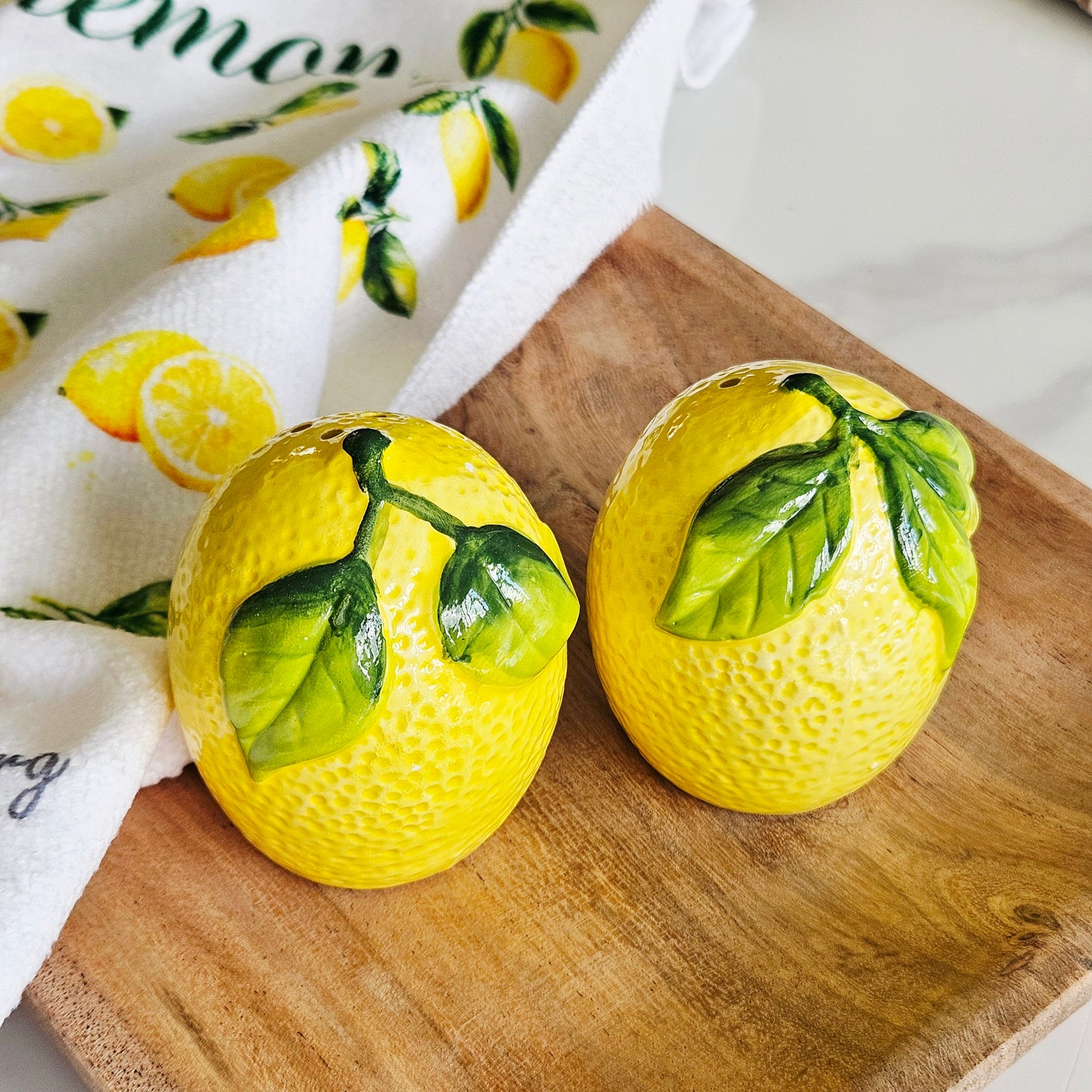 Mediterranean Lemons ceramic salt and pepper shakers presented in a gift box for colourful kitchen and dining décor.
