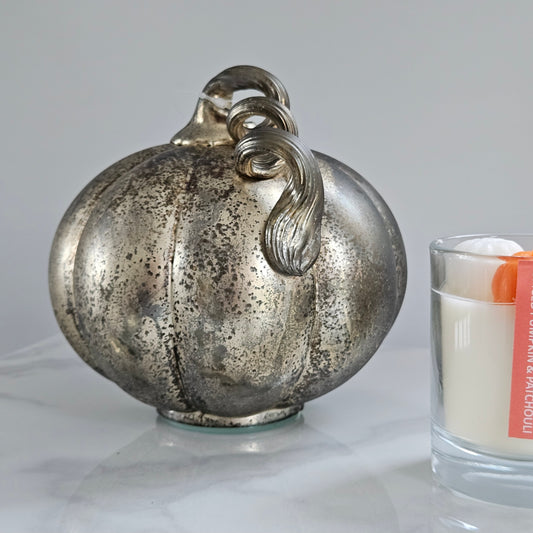Silver pumpkin-shaped charm glass vintage looking 15cm