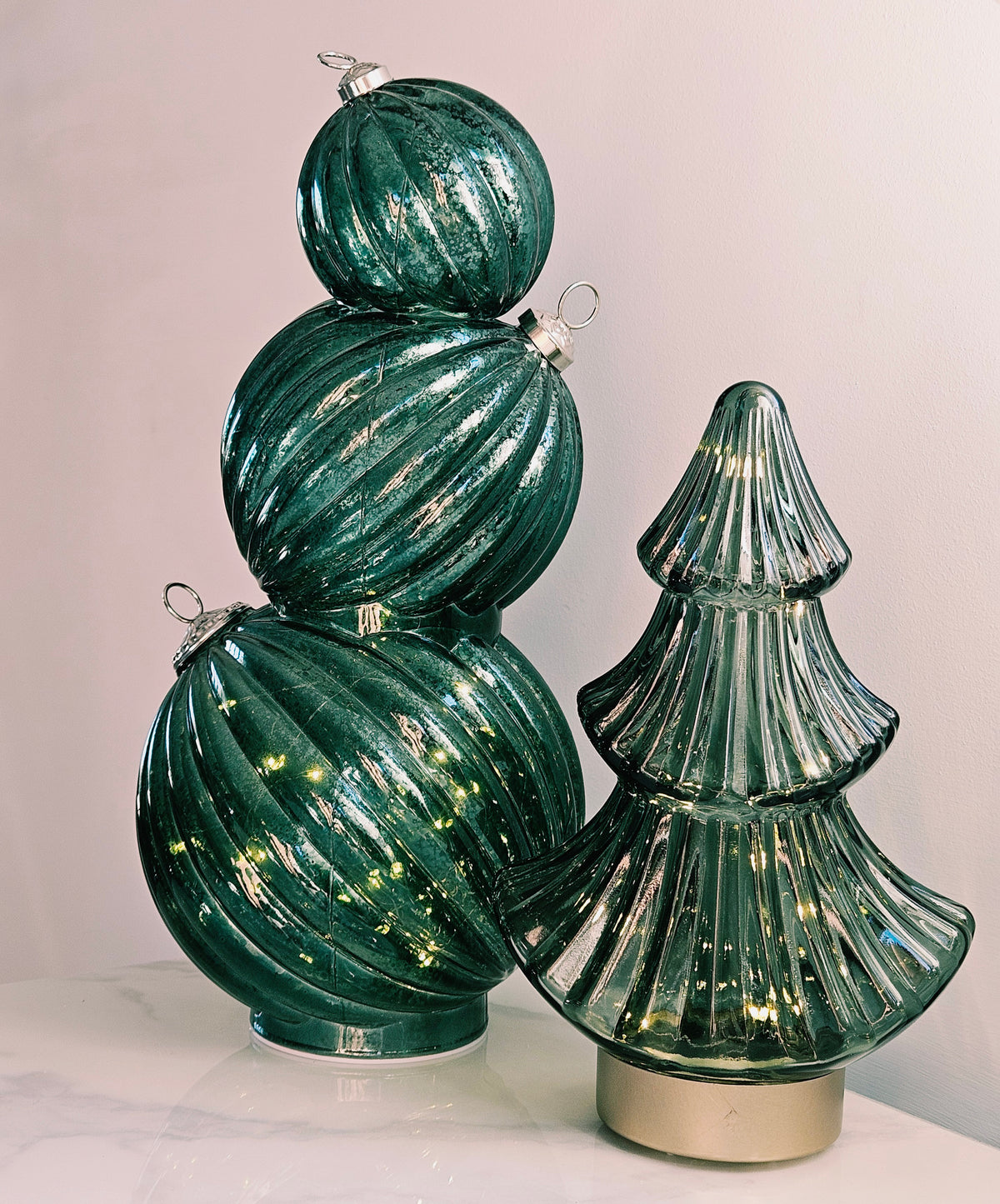 Green Glass Christmas Tree LED Lamp – Festive Table Decoration