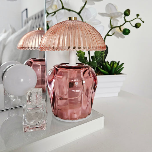 Pink glass vintage table lamp 16cm with ribbed texture 