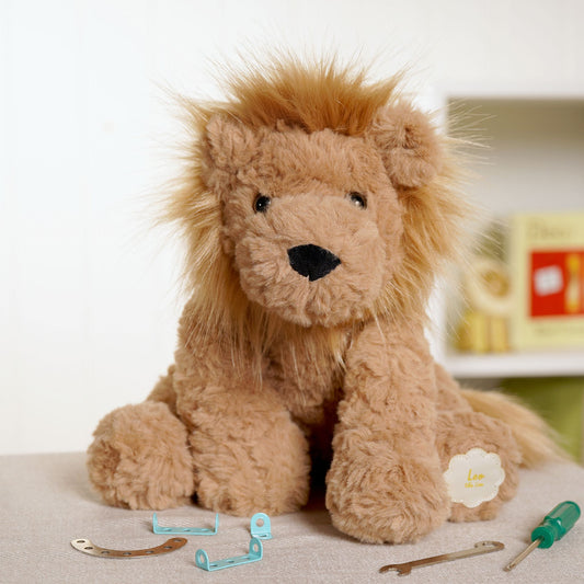 Leo the lion brown sitting lion plush cuddly toy 23cm