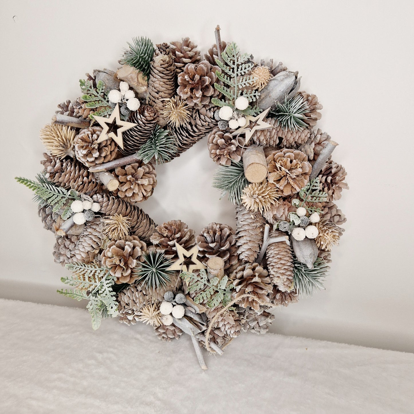 Frosted Woodland Wreath Decoration